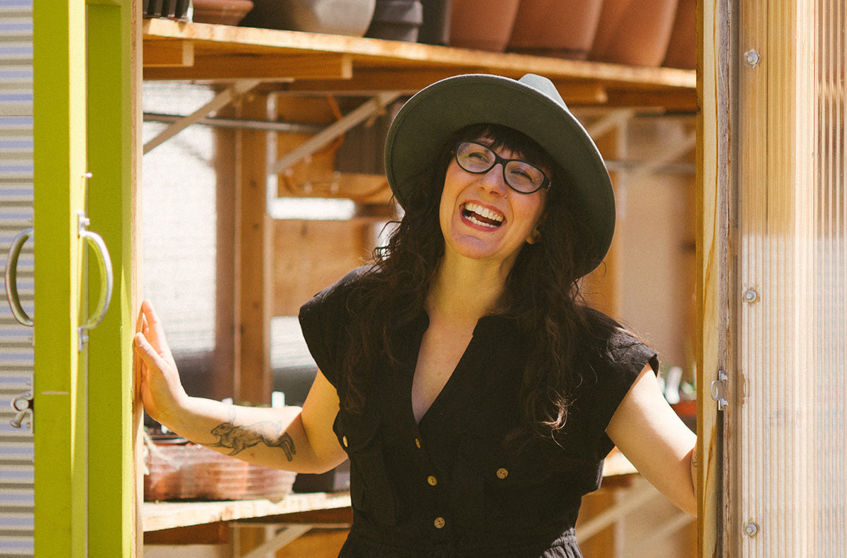 Stoop Story 01: Labellum