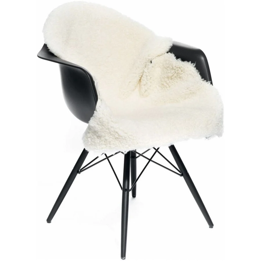 Short-Wool Curly Sheepskin Rug - 35in