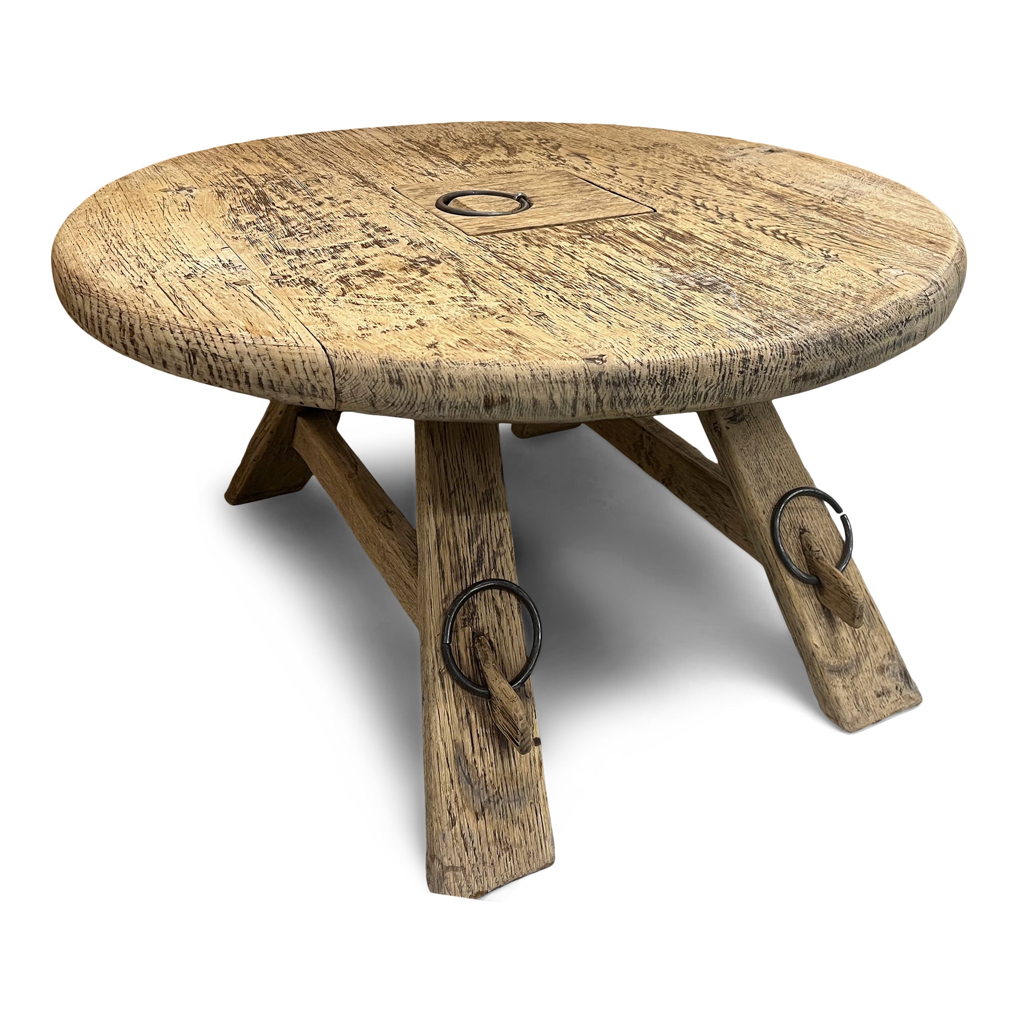 Round Brutalist Dutch Table